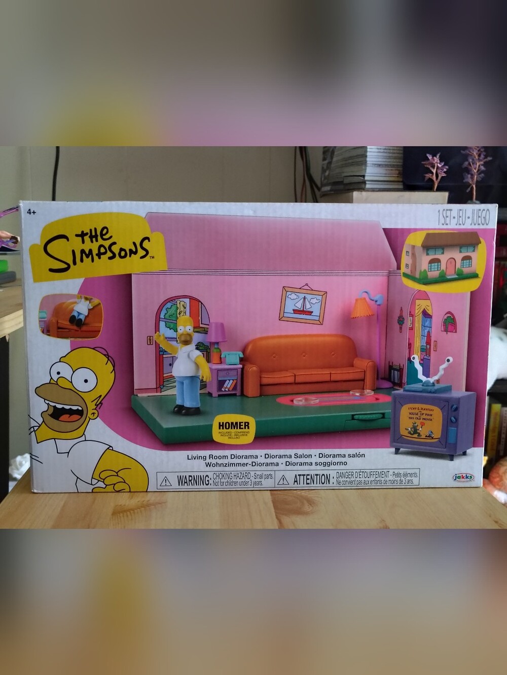 Homer Simpson Living Room Diorama